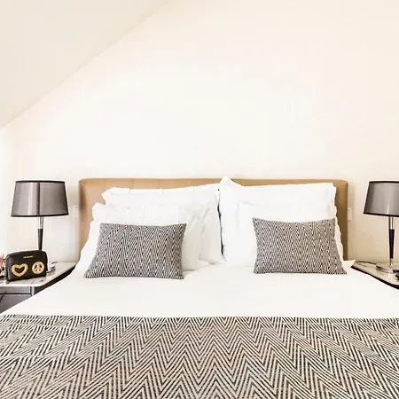 Plum Guide - Rio & Vinho Apartment Porto